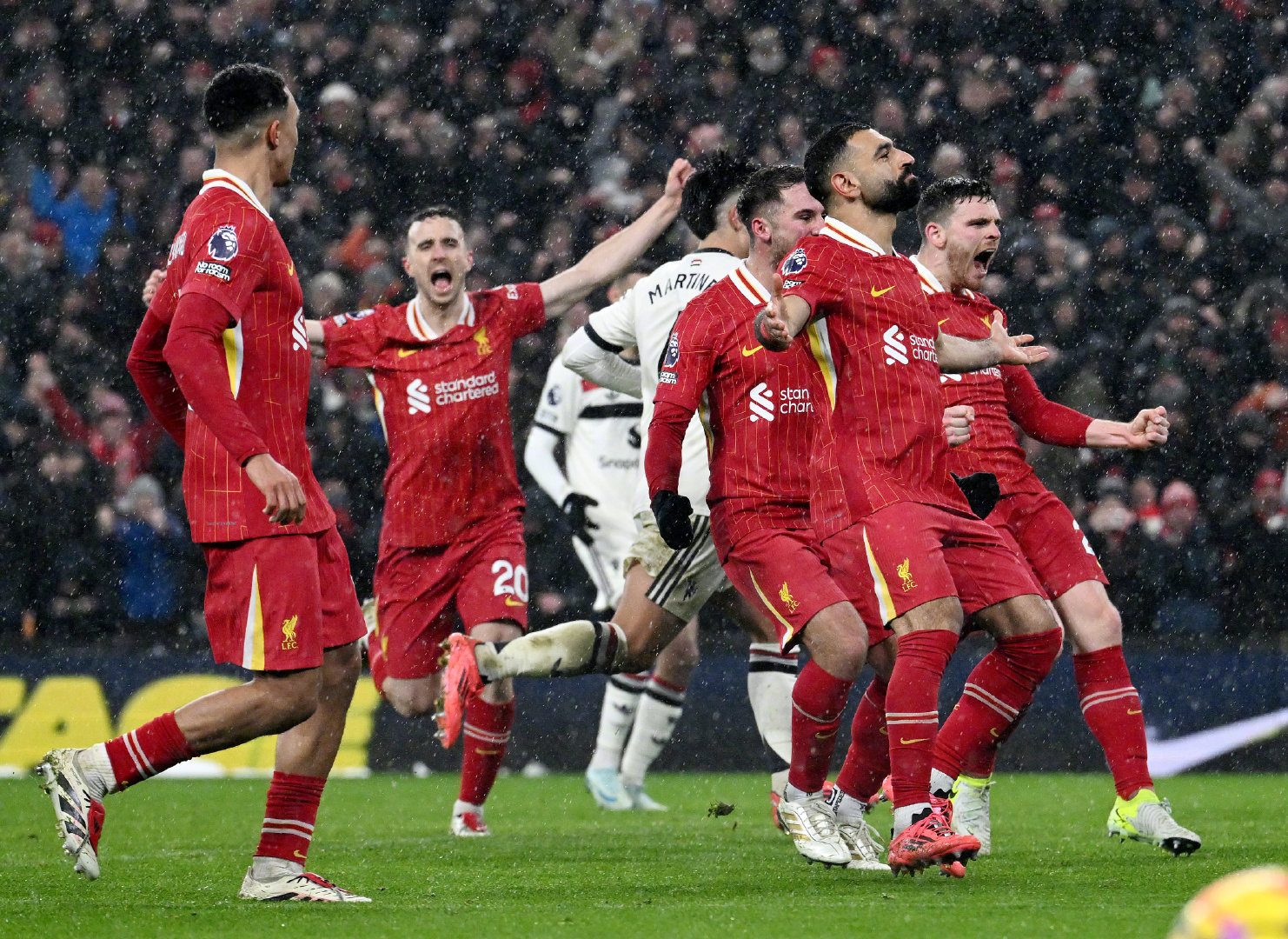 包含曼联客场大胜阿森纳,英超领头羊继续领跑的词条 包含曼联客场大胜阿森纳,英超领头羊继续领跑的词条