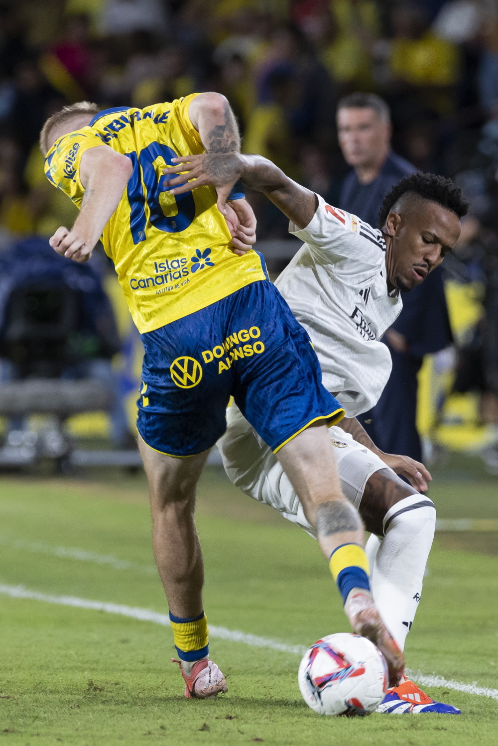 开云官网-帕尔马客场不敌强敌，球队表现不佳的简单介绍