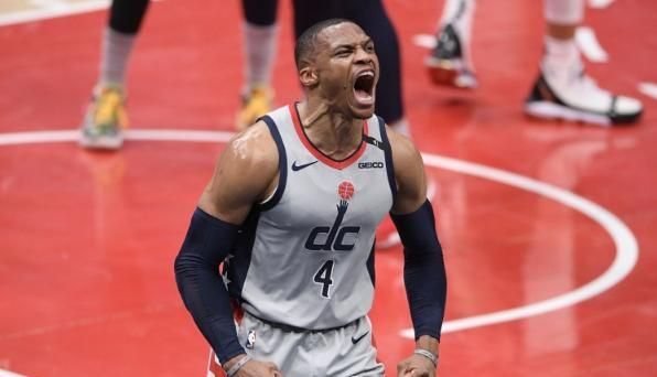 猛龙鏖战骑士，锡安高光表现的简单介绍