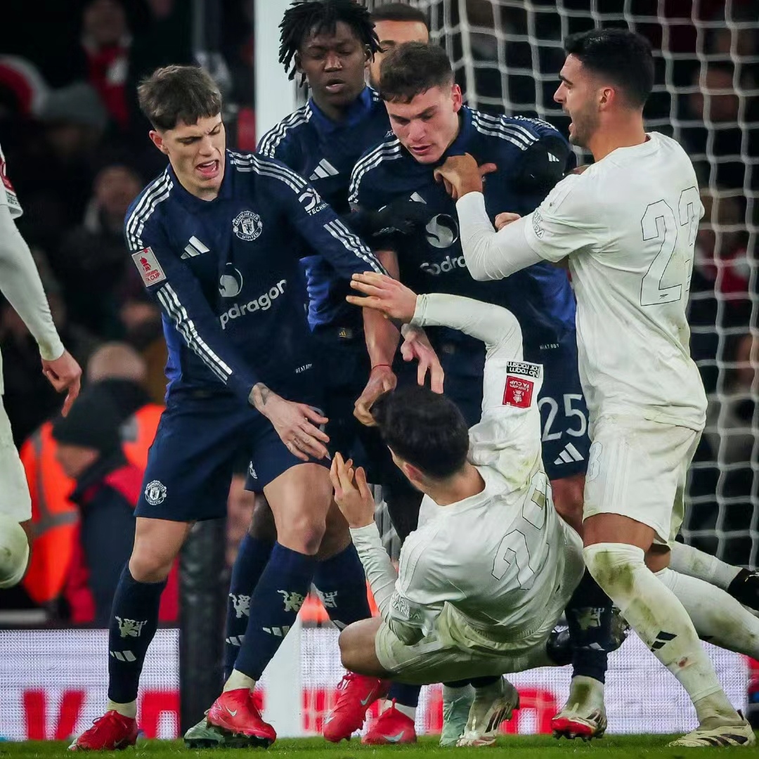 关于曼联鏖战莱比锡红牛，迪马利亚关键制胜的信息