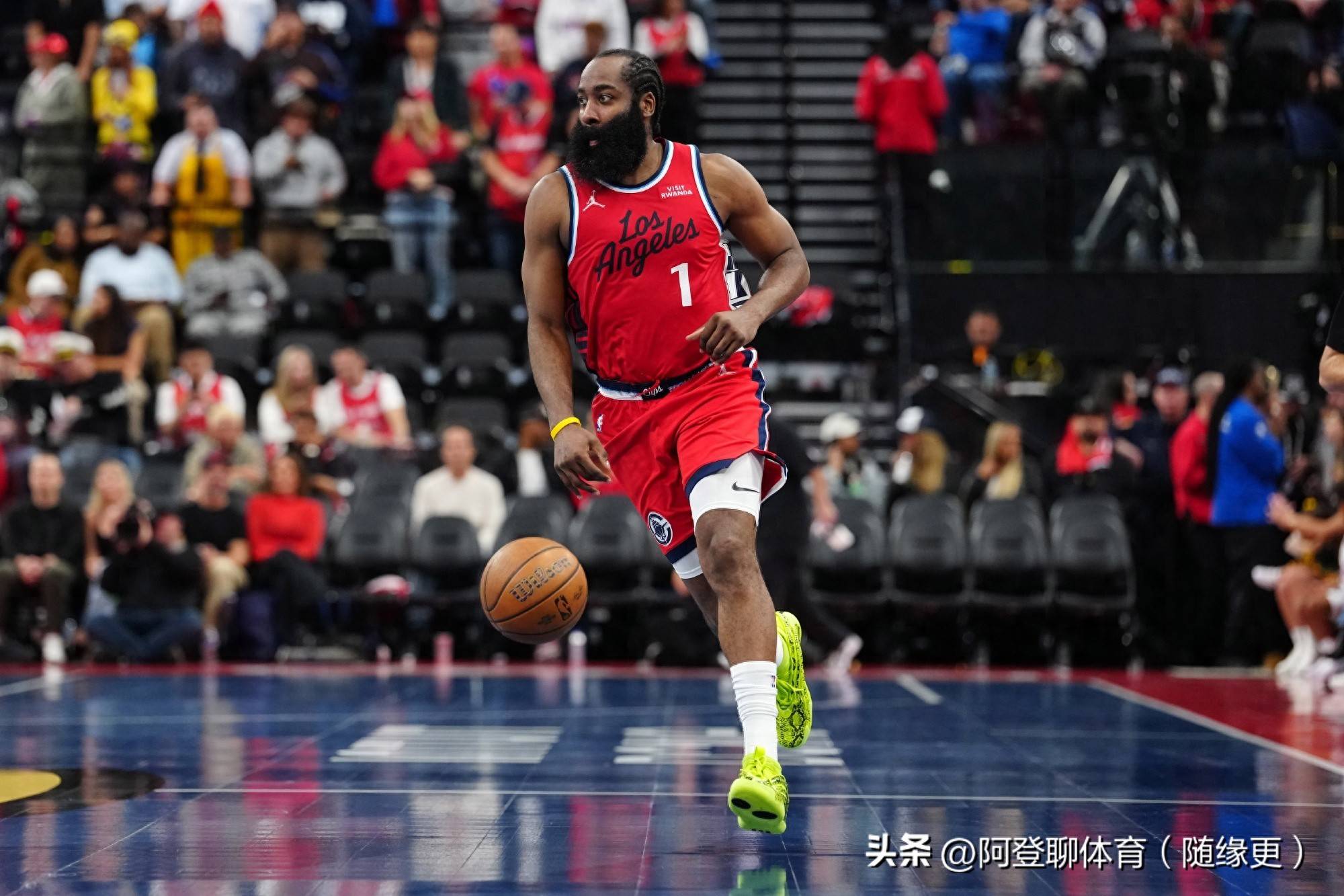 开云体育app-勇士完胜魔术，哈登高光表现的简单介绍