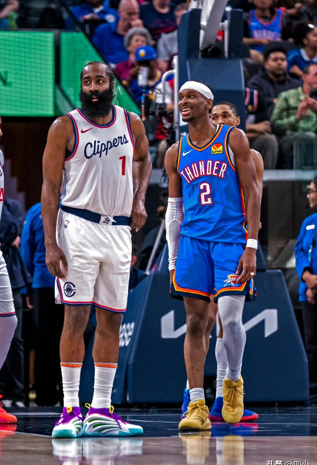 勇士完胜魔术，哈登高光表现的简单介绍